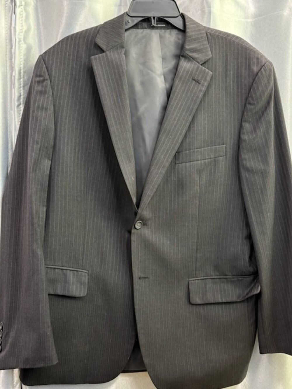 Joseph & Feiss Gray Strip Blazer